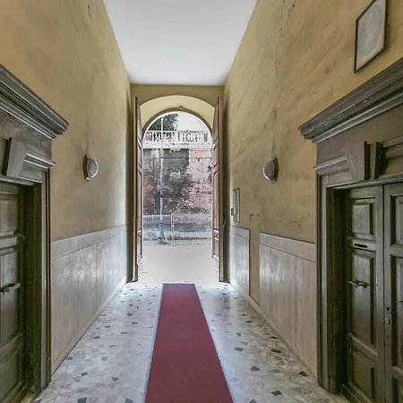 Dimora Luci Di Aurora * רומא