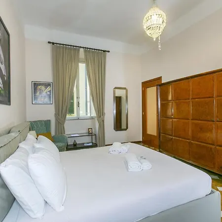Dimora Luci Di Aurora Apartment *